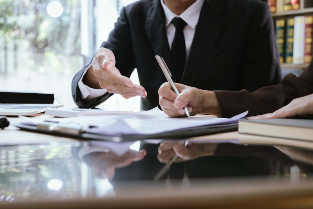 employment lawyer